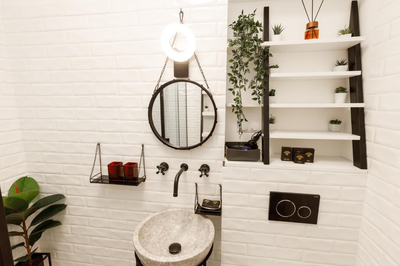 Metropole Apartments Ateneum Residence بوخارست المظهر الخارجي الصورة