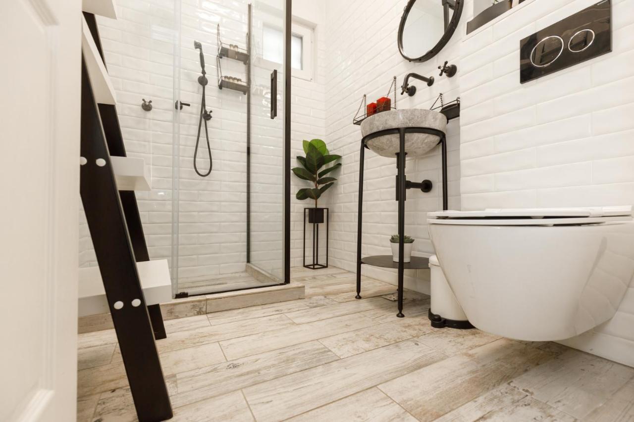 Metropole Apartments Ateneum Residence بوخارست المظهر الخارجي الصورة