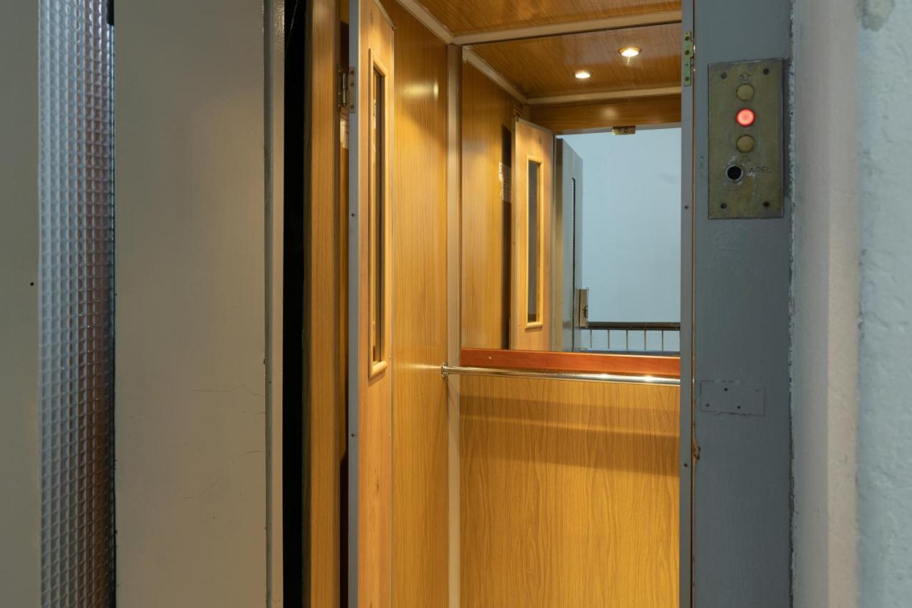 Metropole Apartments Ateneum Residence بوخارست المظهر الخارجي الصورة